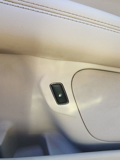 Used 2020 Lincoln MKZ Reserve w/ Elements Package image 19