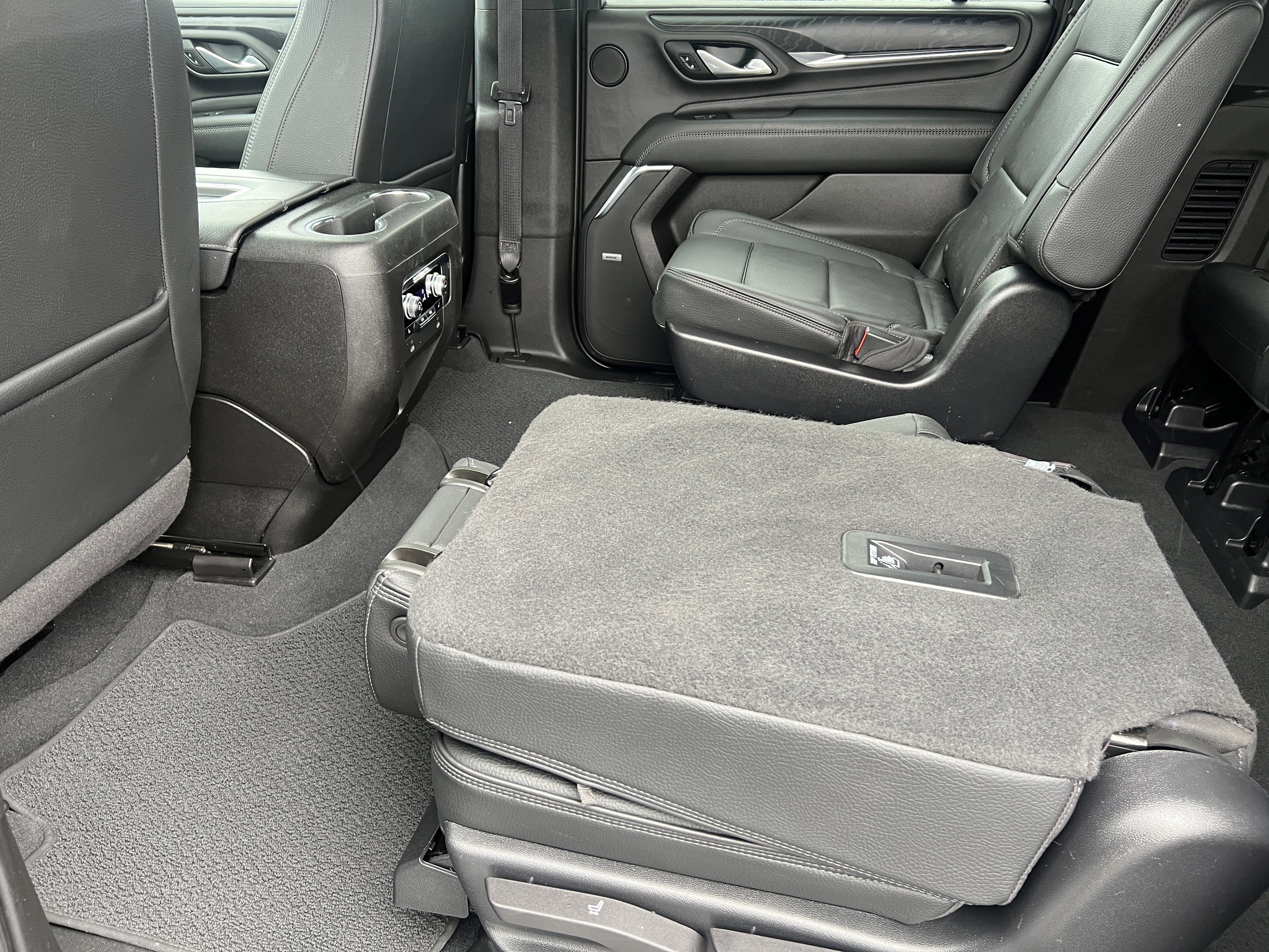 Certified 2022 GMC Yukon XL Denali image 18