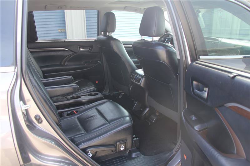 Used 2014 Toyota Highlander Limited FWD image 21