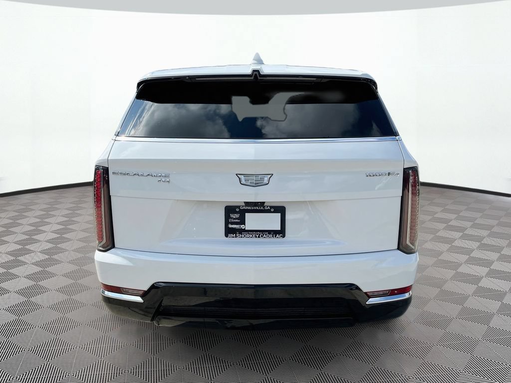 Certified 2025 Cadillac Escalade IQ Luxury 2 w/ LPO, Premium Carpet Package AWD/4WD image 7