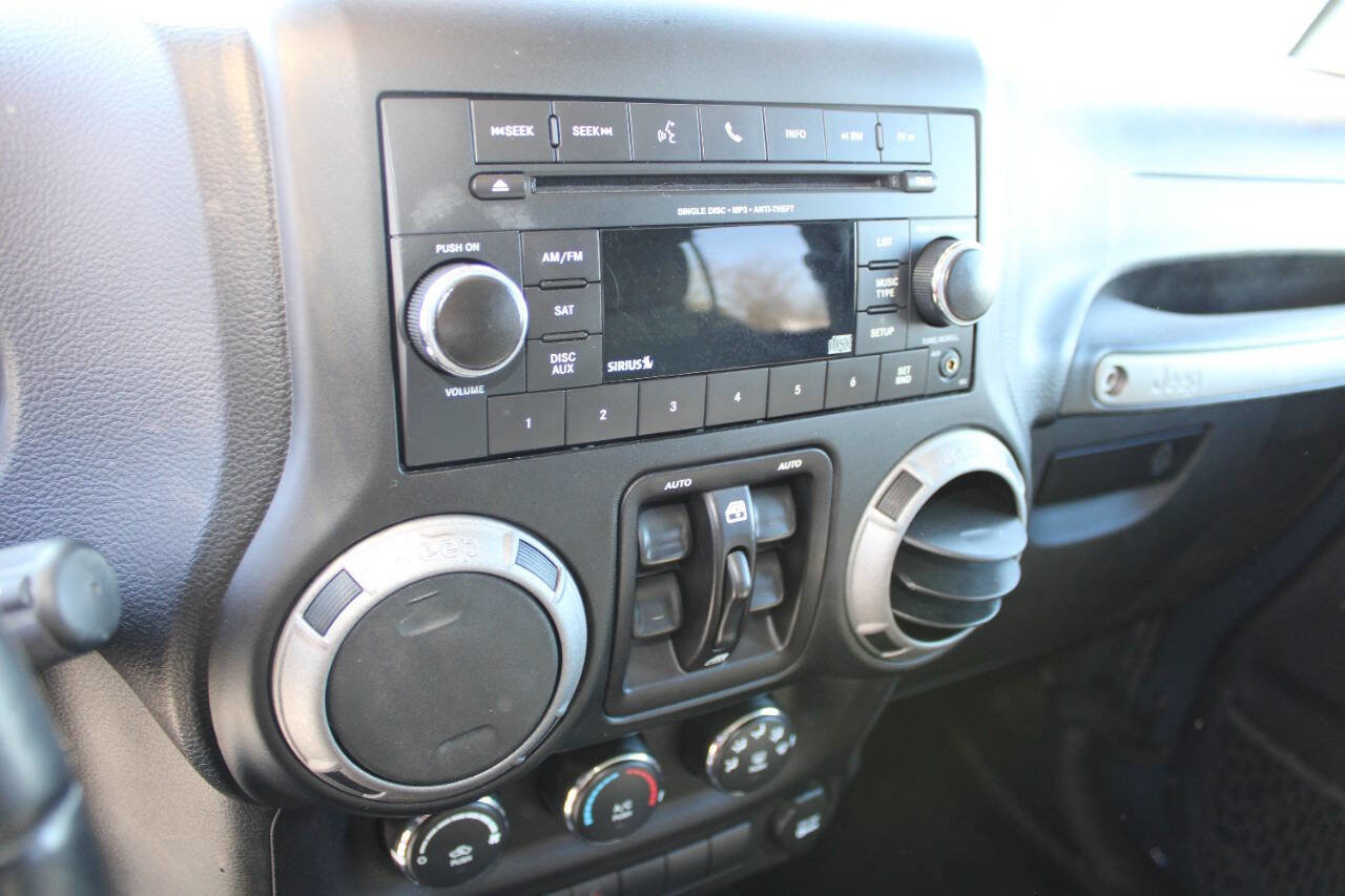 Used 2017 Jeep Wrangler Unlimited Sport w/ Quick Order Package 24S image 15