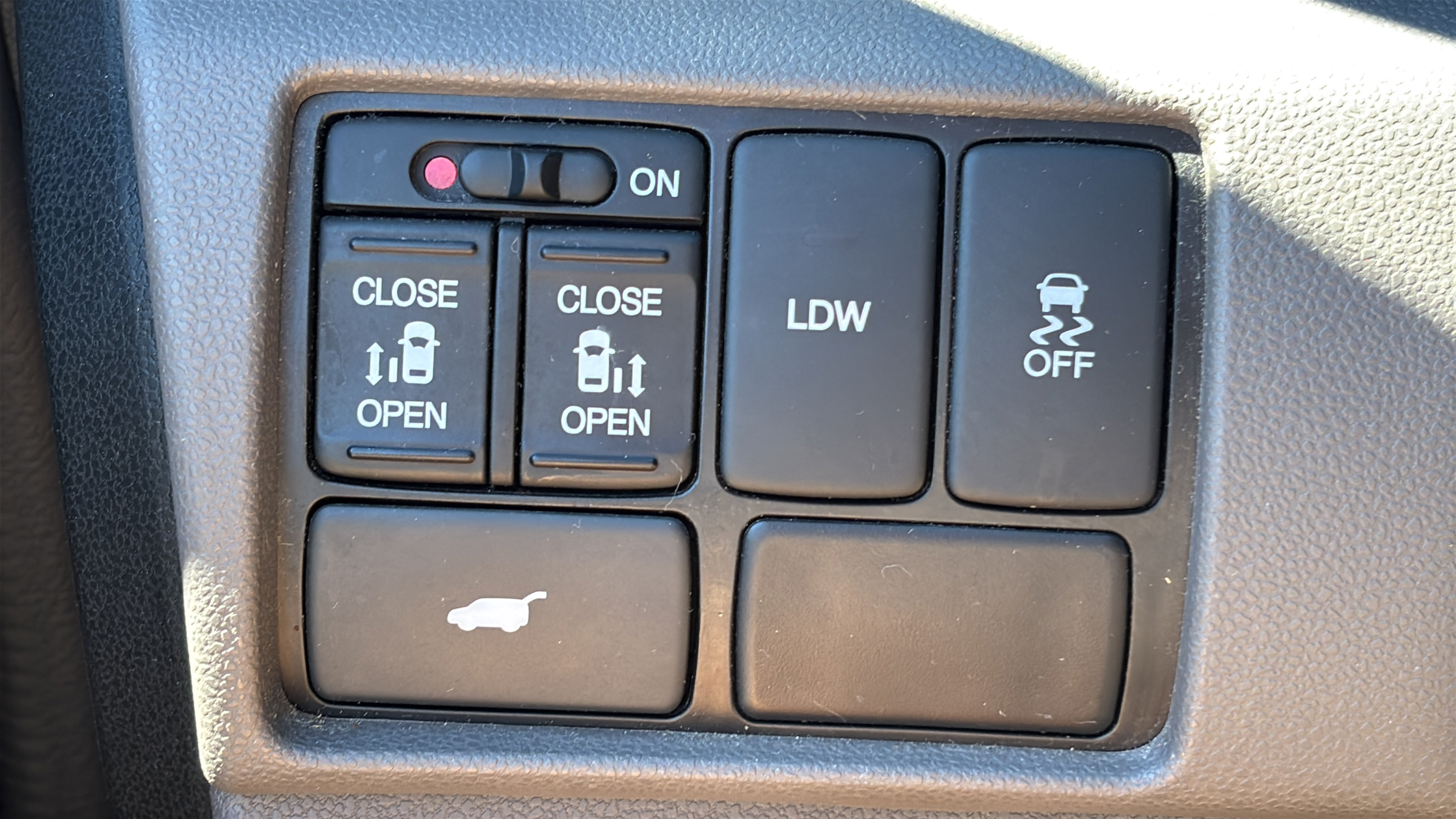 Used 2016 Honda Odyssey EX-L image 24