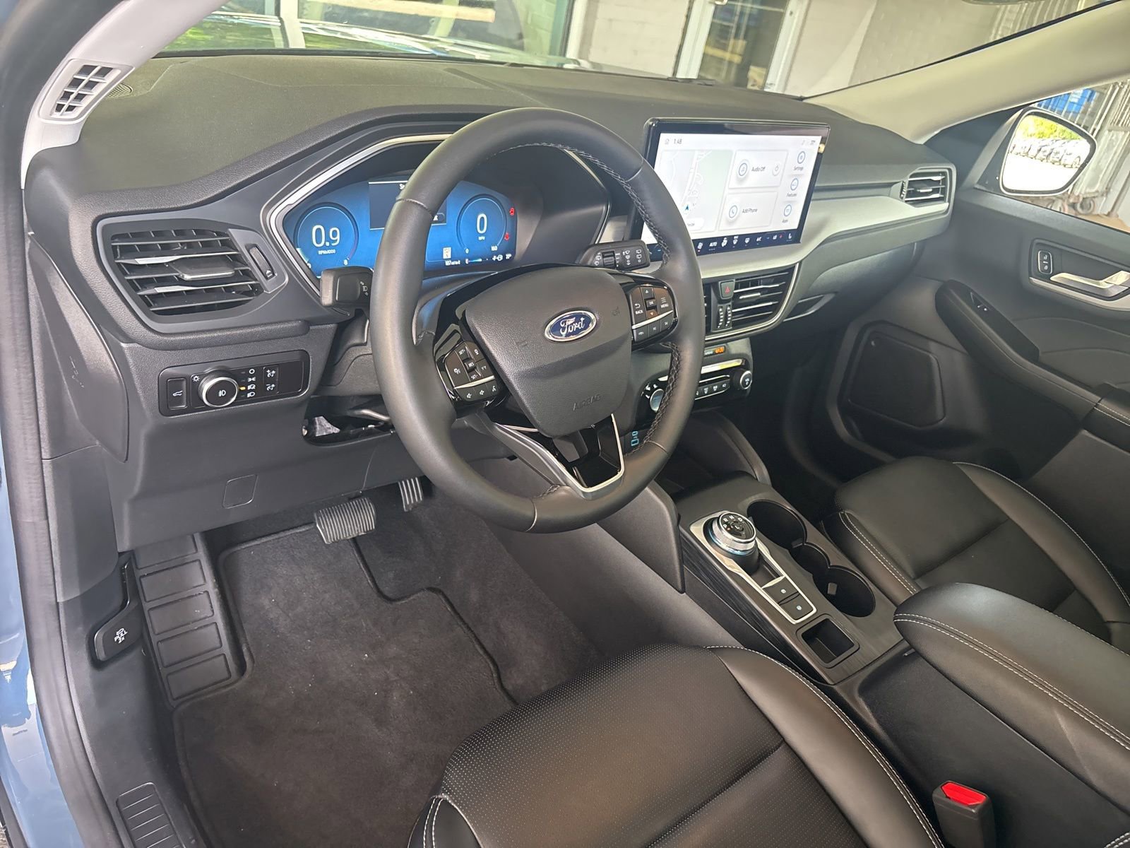 Used 2023 Ford Escape Platinum AWD/4WD image 12