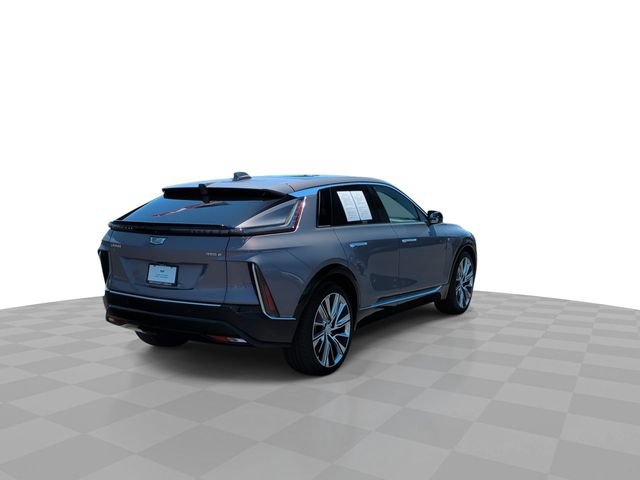 Certified 2024 Cadillac Lyriq Luxury RWD image 8