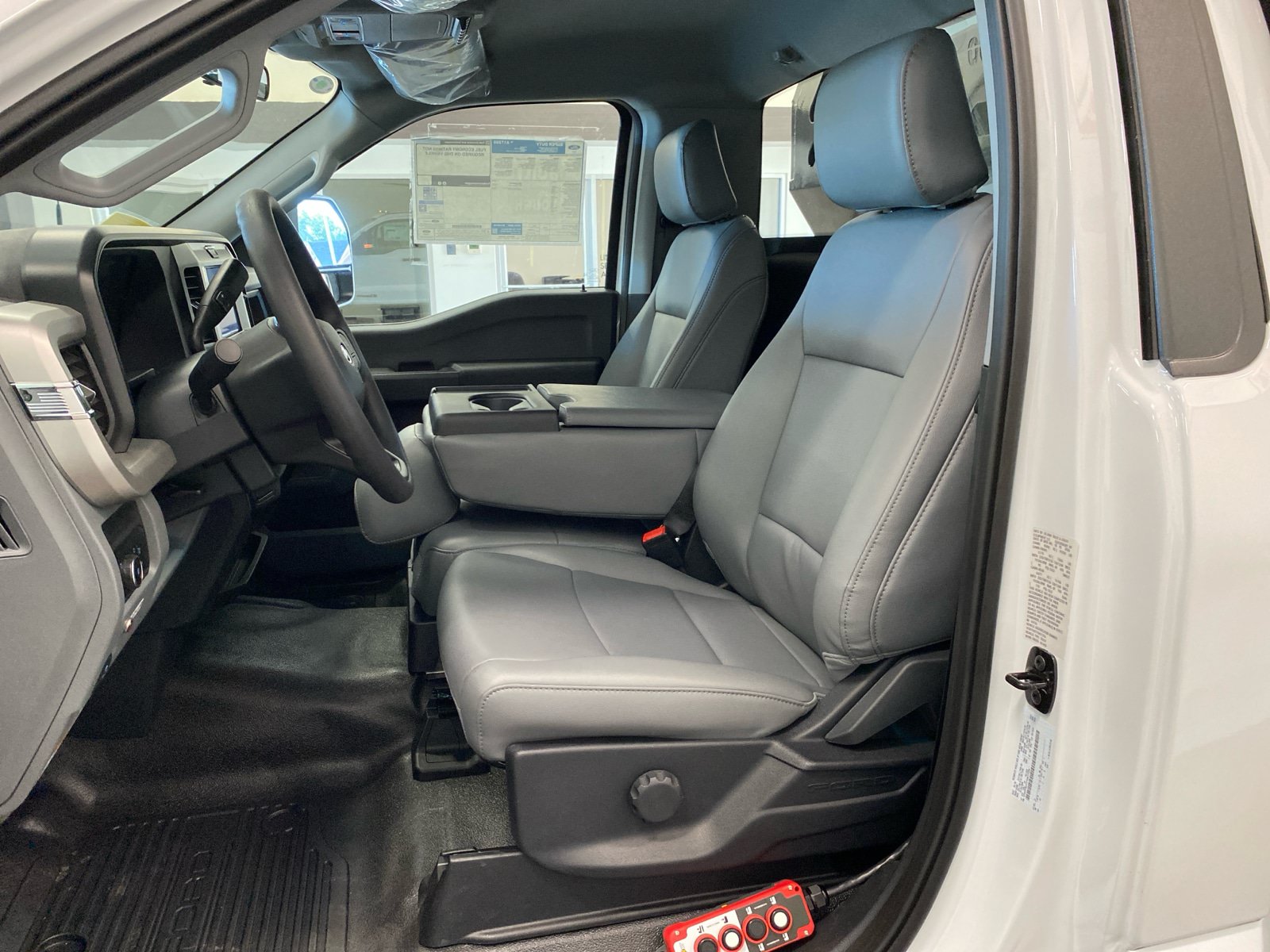 New 2026 Ford F550 4x4 Regular Cab Super Duty image 12