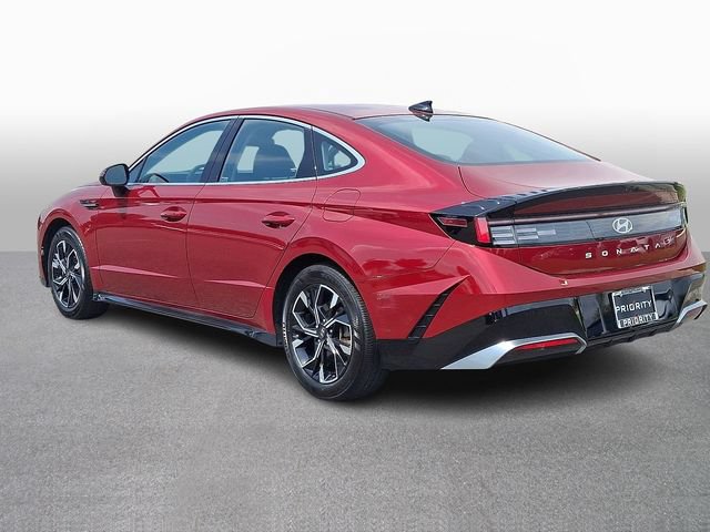 Used 2025 Hyundai Sonata SEL FWD image 6