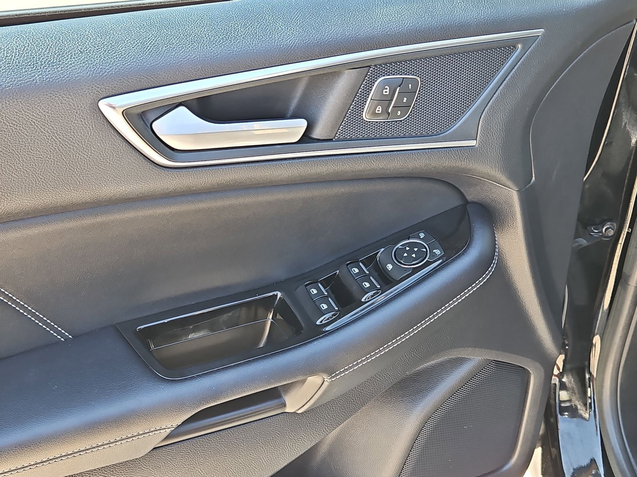 Used 2018 Ford Edge Sport w/ Equipment Group 401A image 12