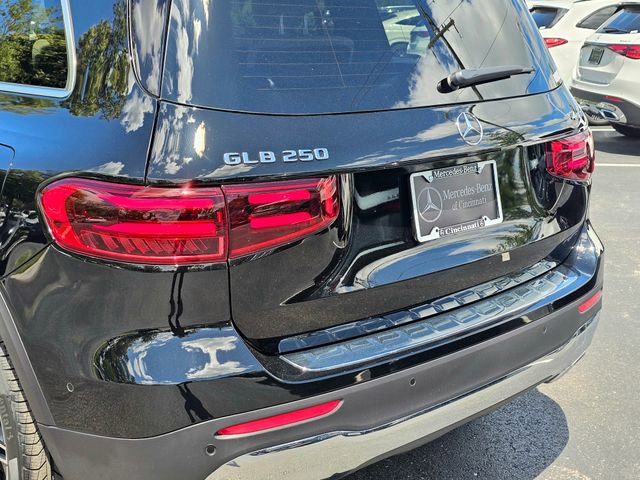 New 2026 Mercedes-Benz GLB 250 4MATIC image 13