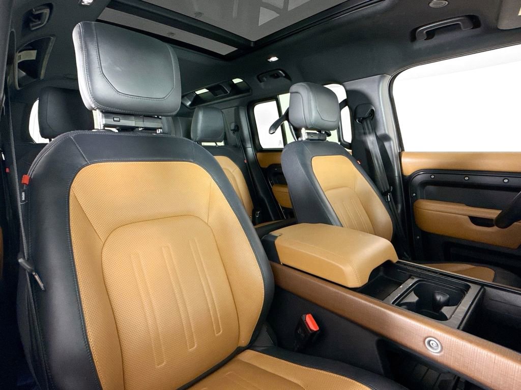 Used 2023 Land Rover Defender 110 X image 14