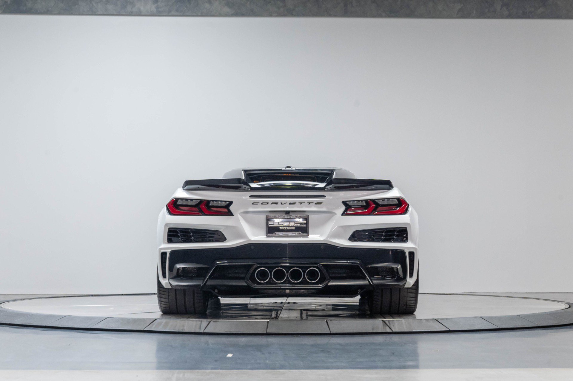 Used 2023 Chevrolet Corvette Z06 RWD image 61