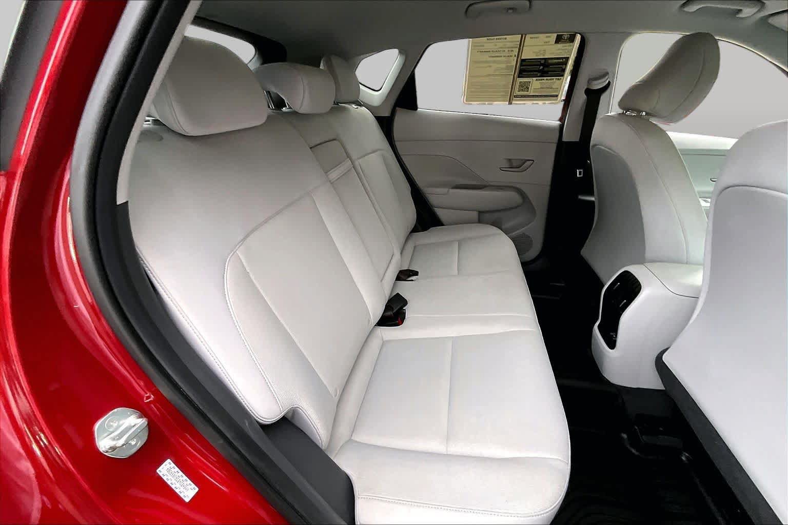 Used 2024 Hyundai Kona SEL FWD image 18