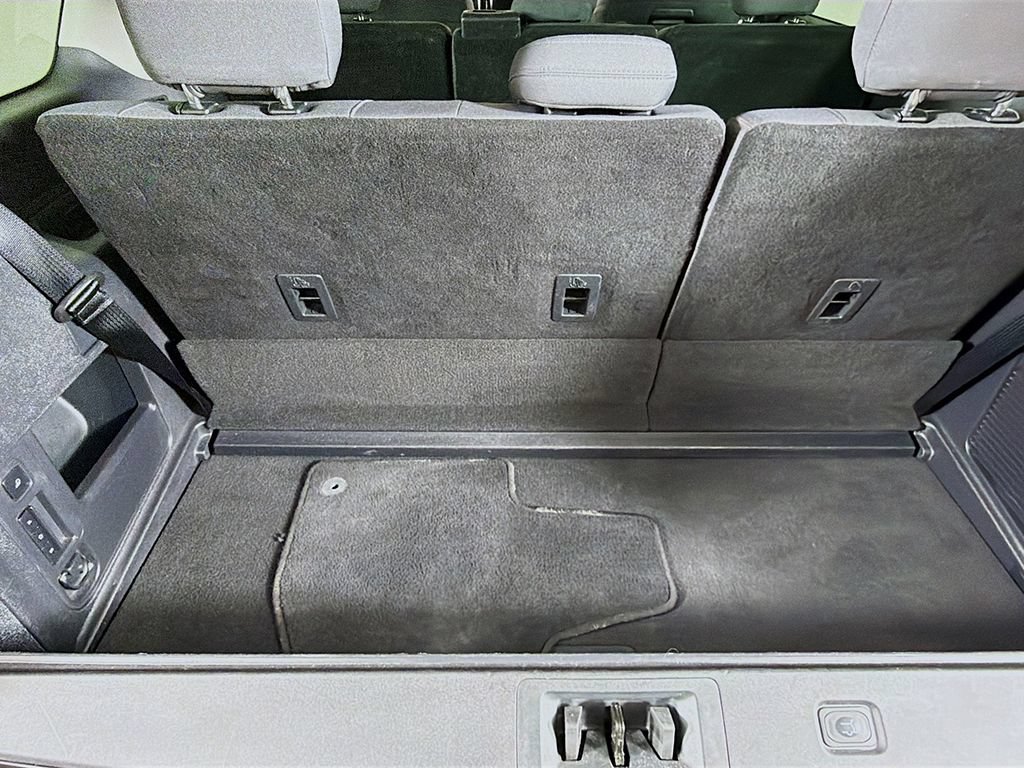 Used 2025 Ford Expedition Active AWD/4WD image 16