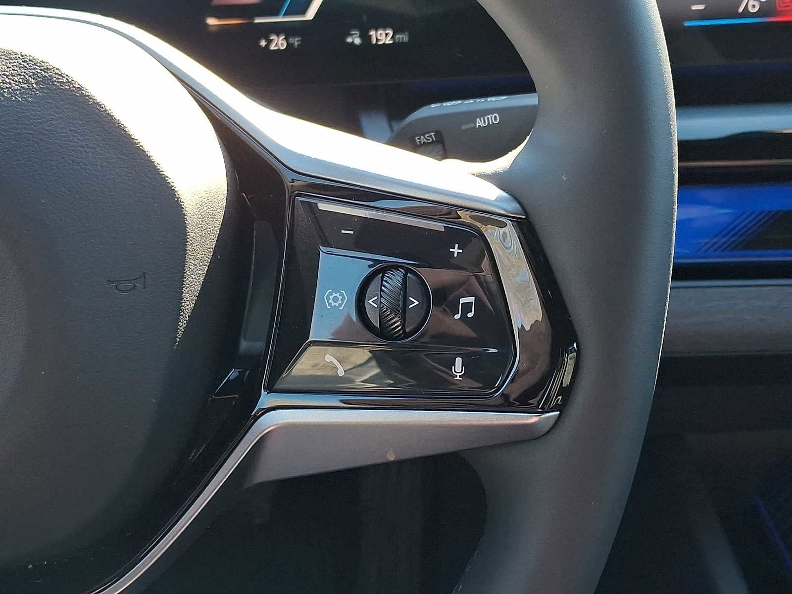 Used 2024 BMW i5 eDrive40i w/ Premium Package image 22