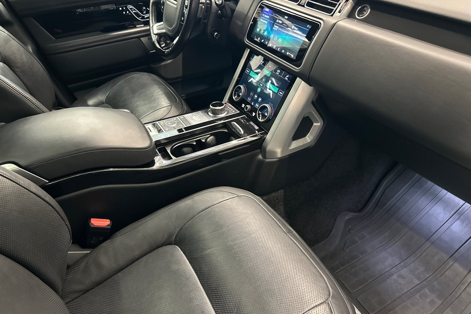 Used 2020 Land Rover Range Rover HSE AWD/4WD image 35