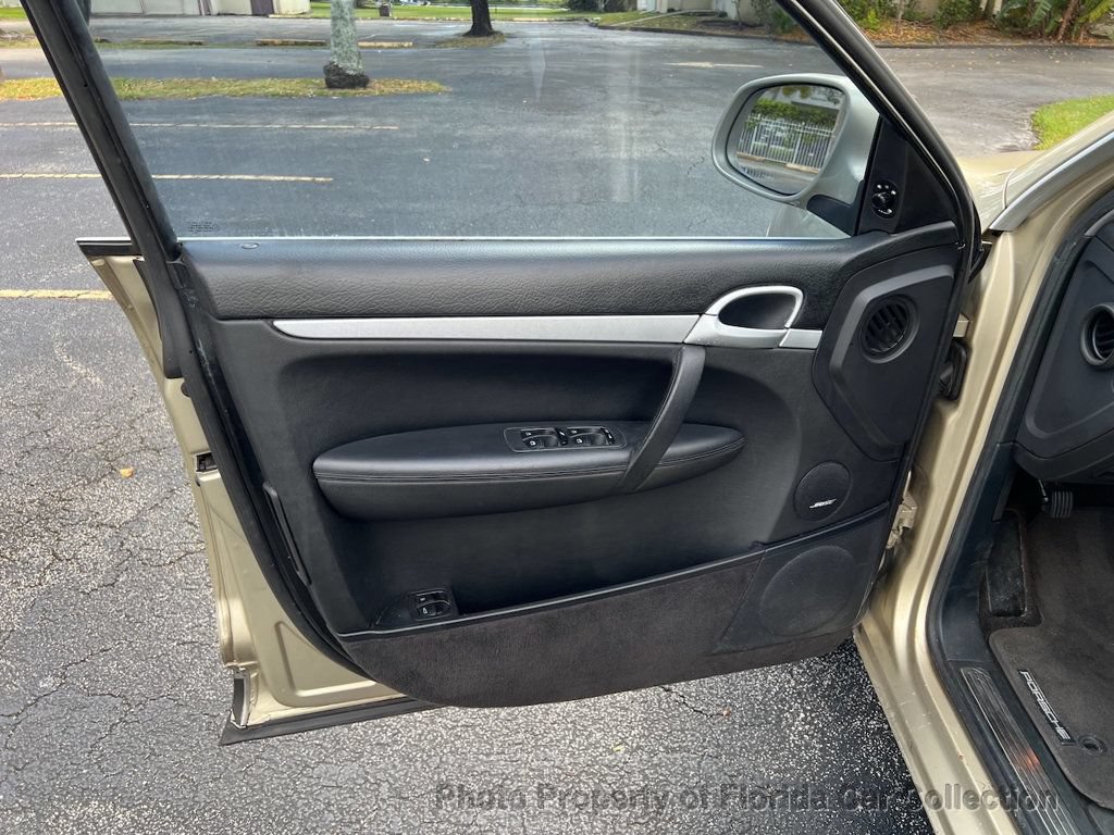 Used 2005 Porsche Cayenne S AWD/4WD image 41