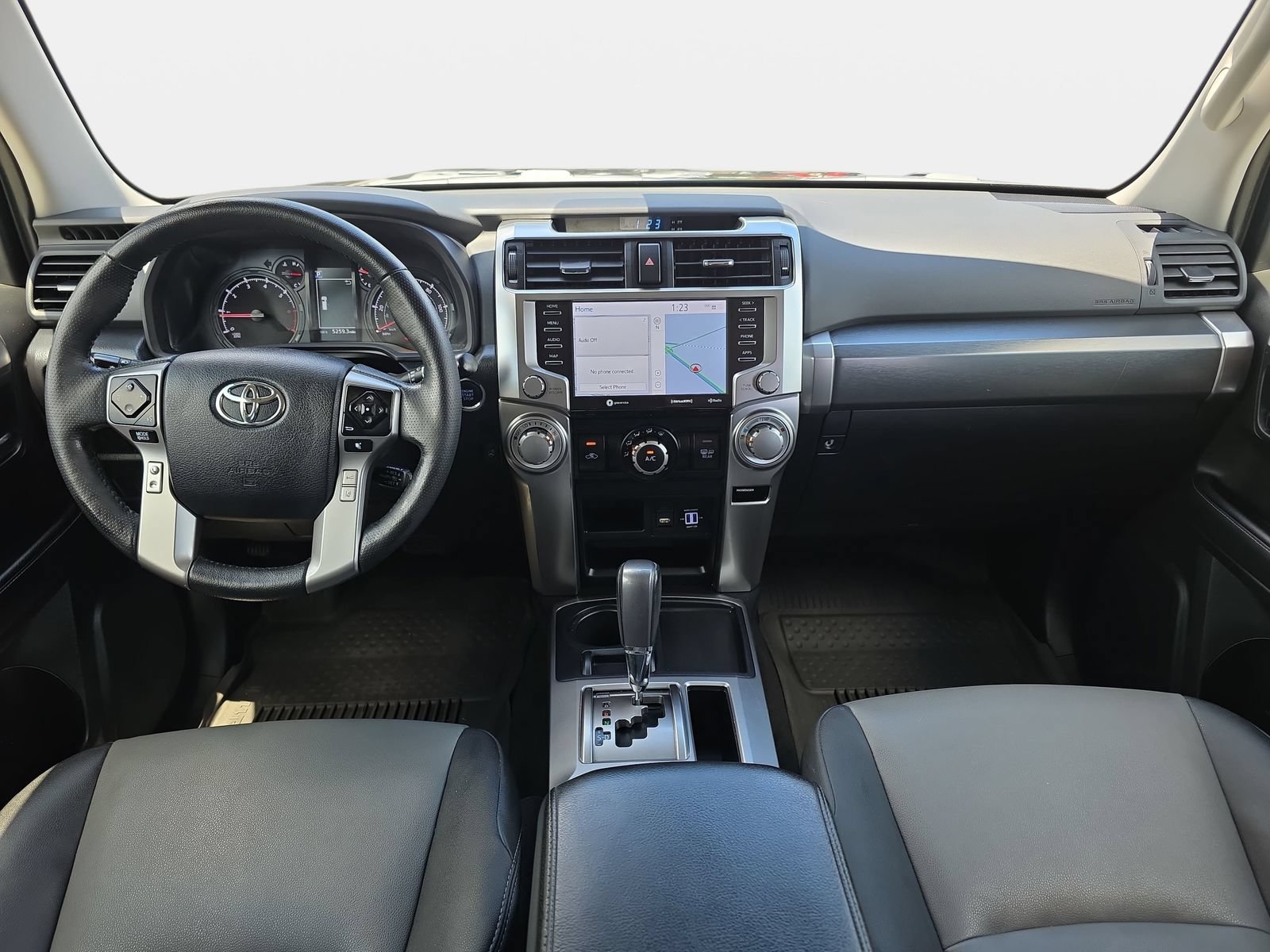 Used 2024 Toyota 4Runner SR5 Premium w/ Moonroof Package RWD image 9