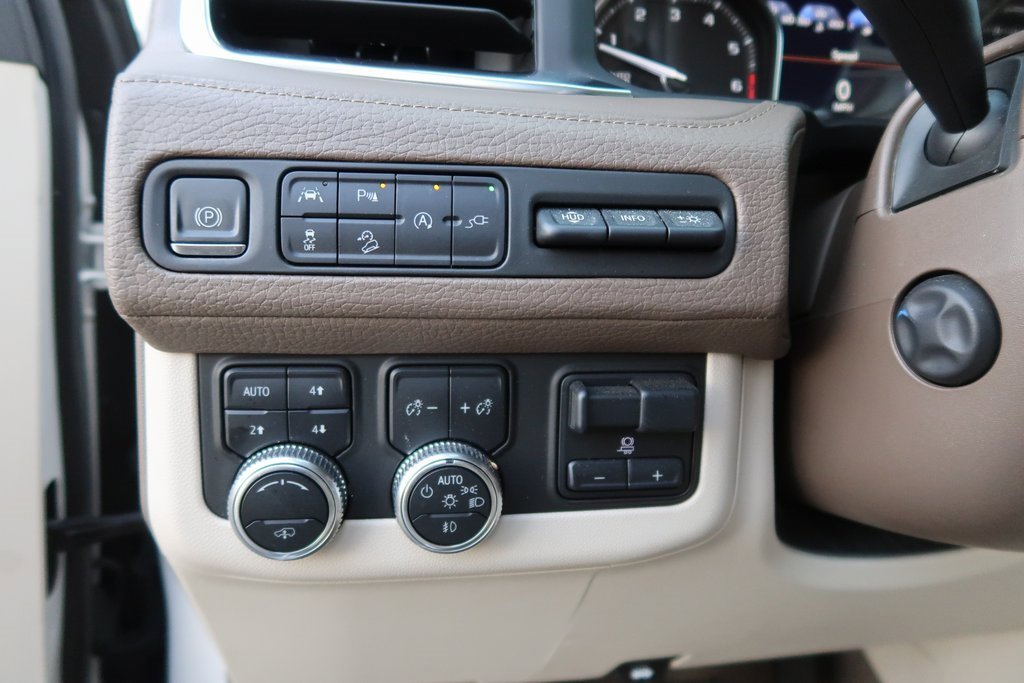 Used 2021 GMC Yukon Denali w/ Denali Ultimate Package image 17