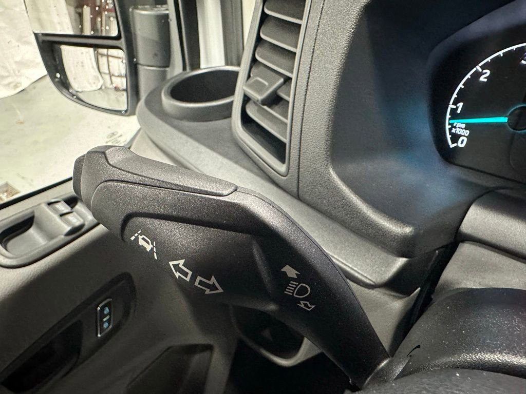 Used 2024 Ford Transit 350 XLT image 21