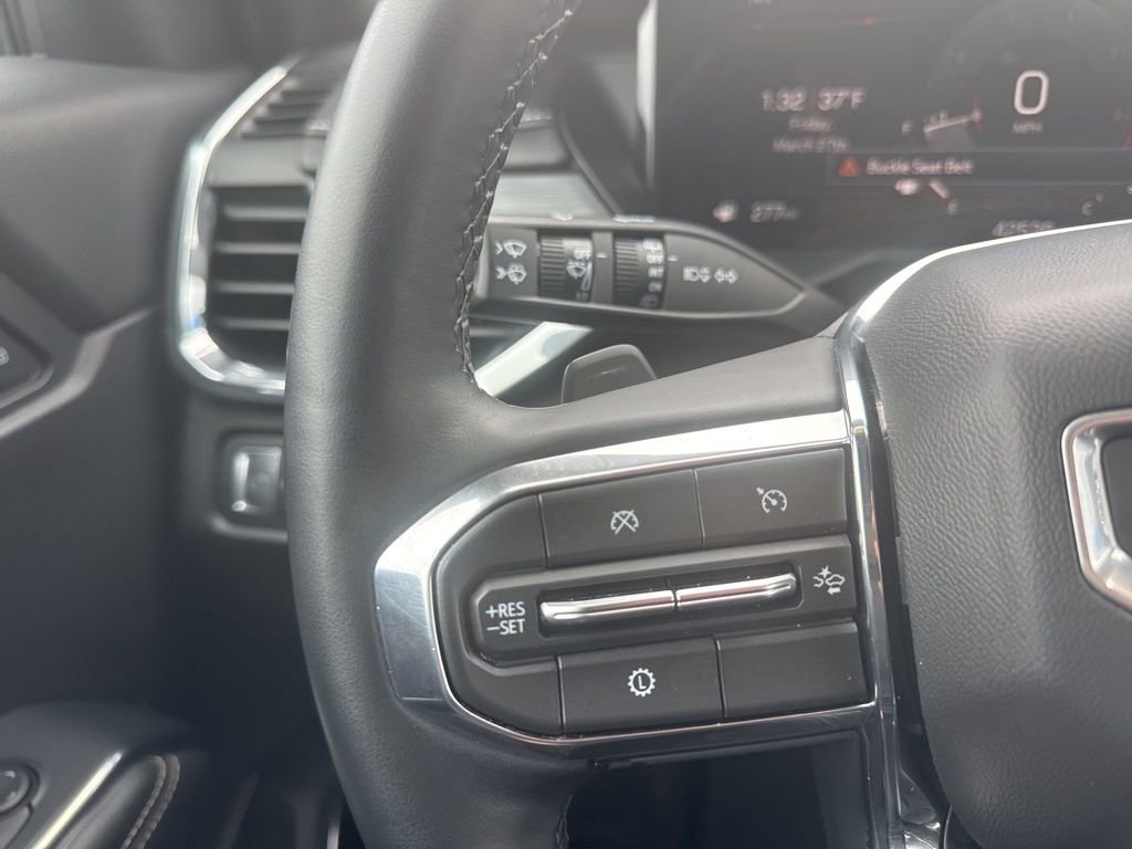 Used 2024 GMC Acadia Elevation image 27