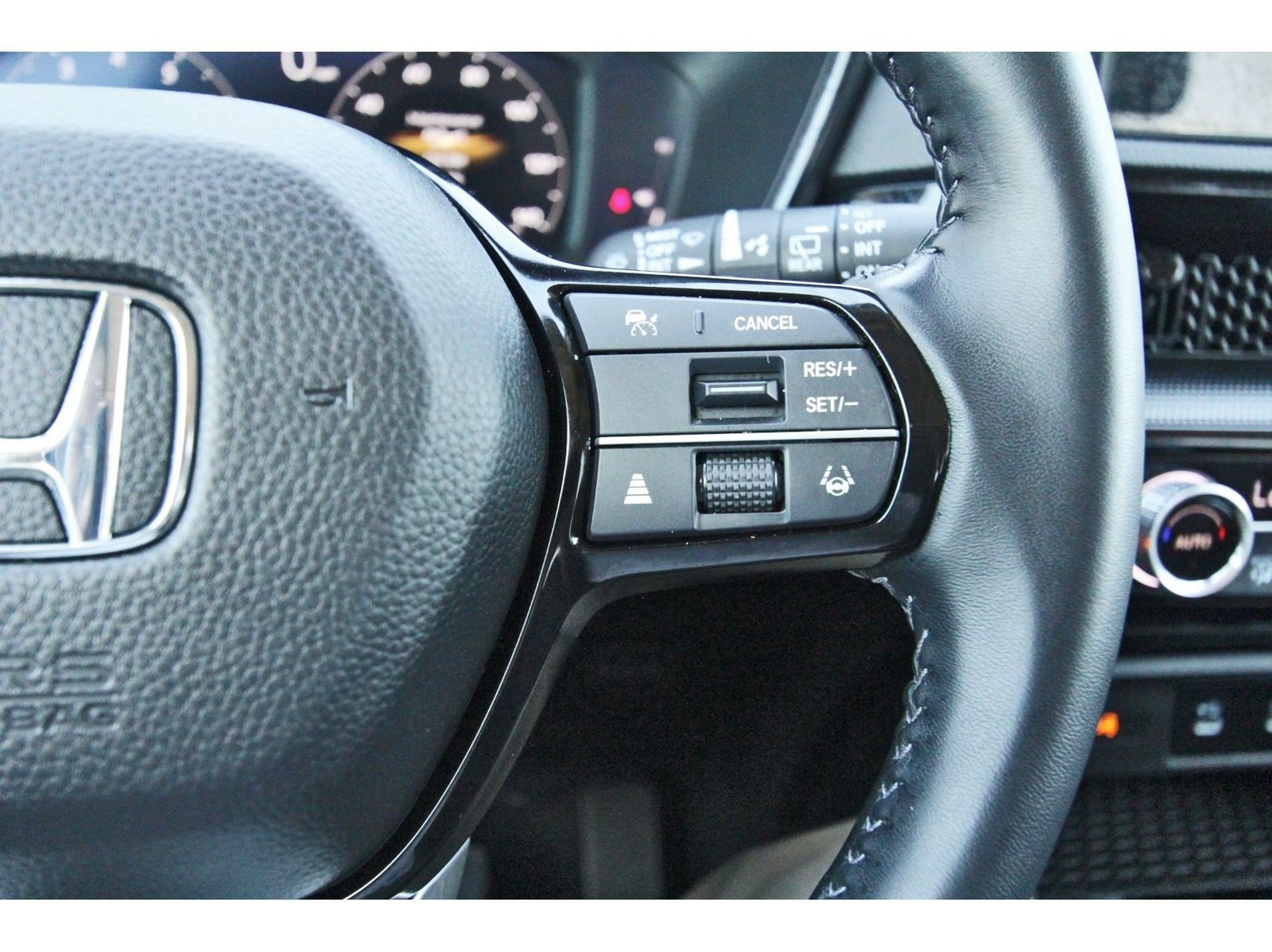 Used 2026 Honda CR-V EX-L image 25