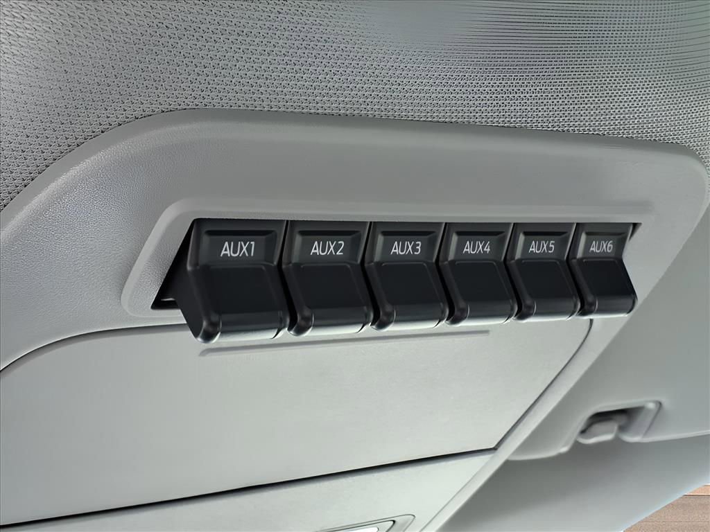 New 2026 Ford F550 4x4 Regular Cab Super Duty image 15