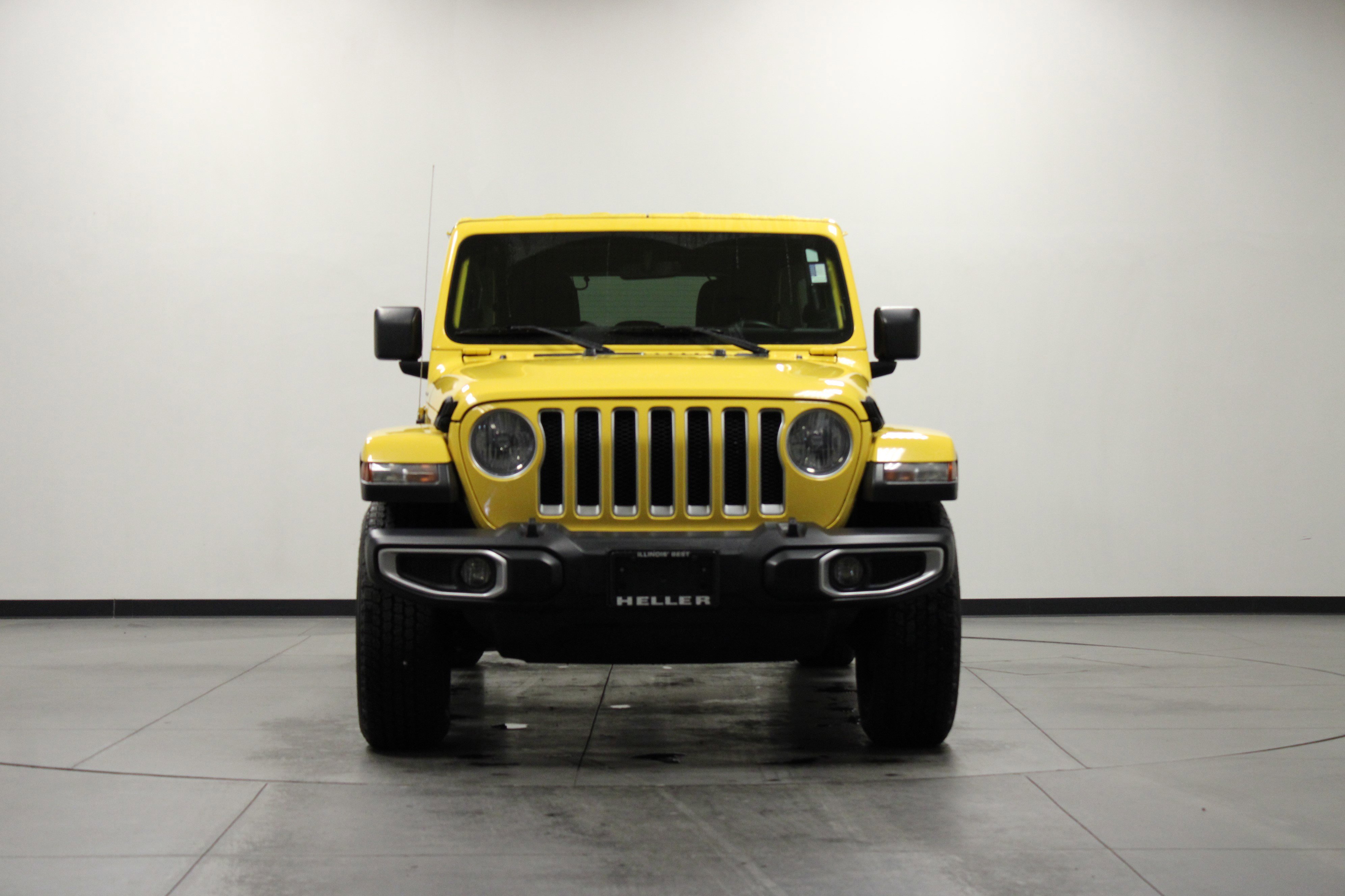 Used 2018 Jeep Wrangler Unlimited Sahara image 9