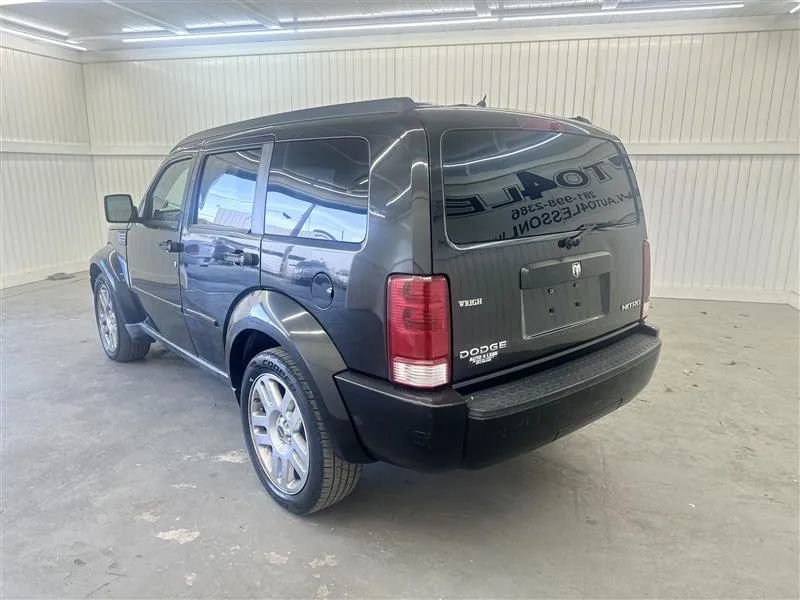 Used 2011 Dodge Nitro Heat w/ Popular Equipment Group image 8