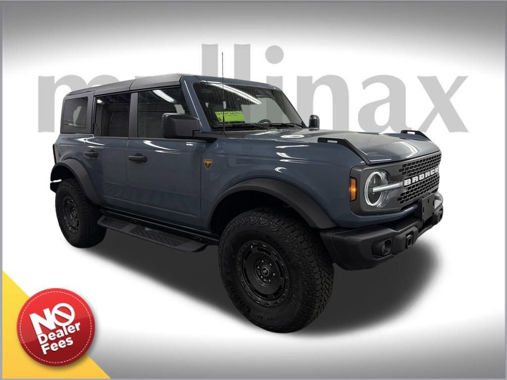 New 2025 Ford Bronco Badlands w/ Sasquatch Package