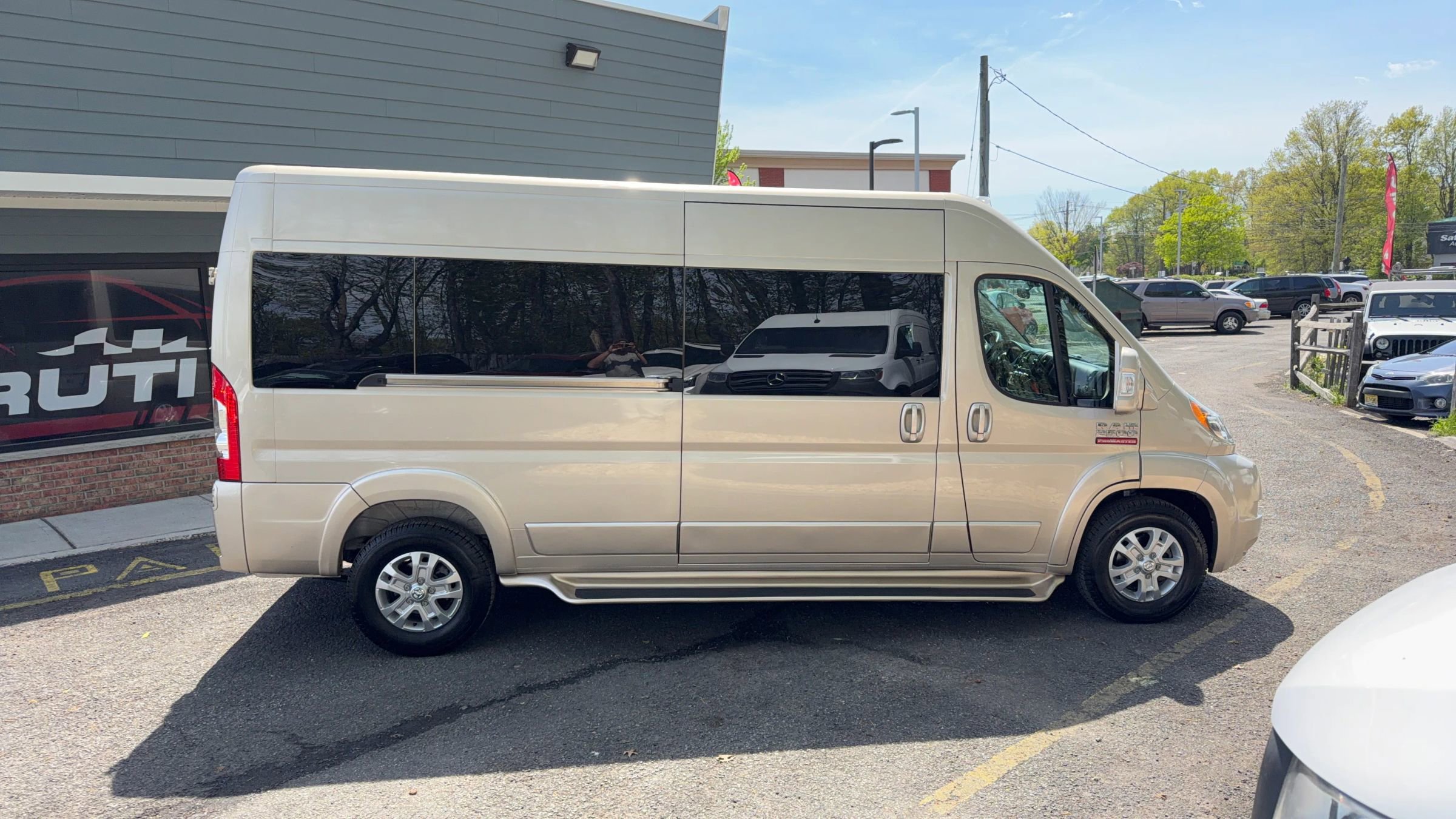 Used 2019 RAM ProMaster 2500 FWD image 3