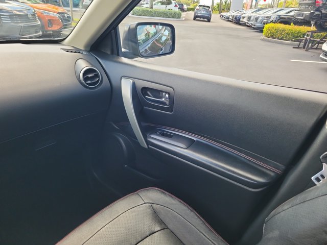 Used 2013 Nissan Rogue SL AWD/4WD image 15