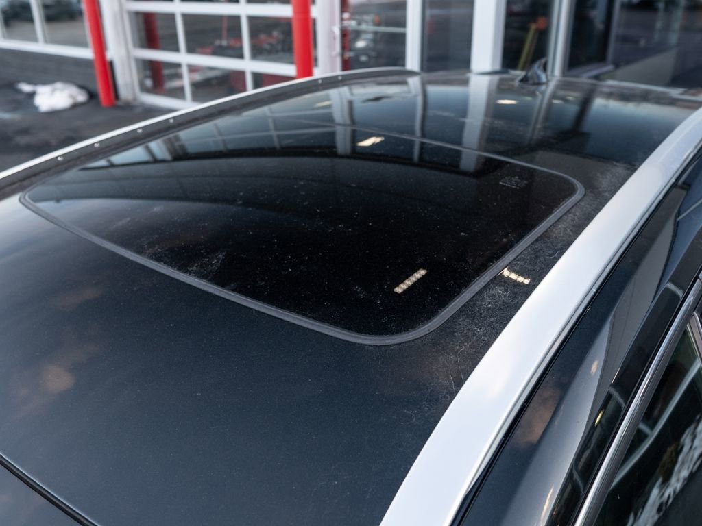 Used 2024 Lexus UX 250h AWD image 13