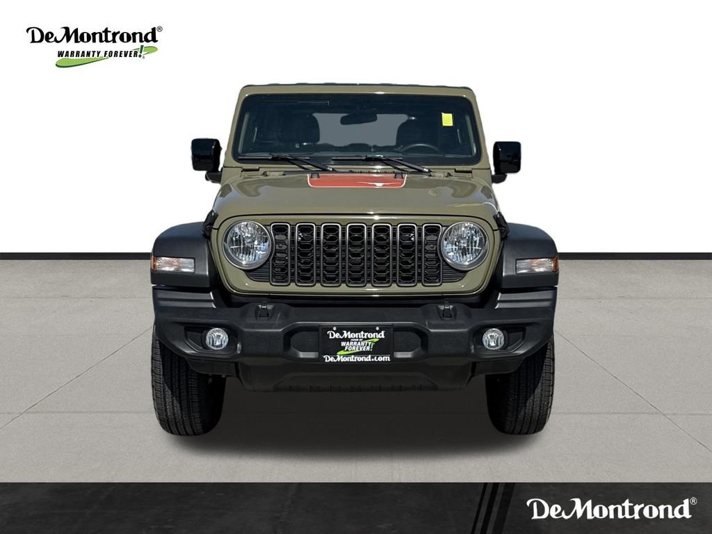 Used 2025 Jeep Wrangler Sport image 2