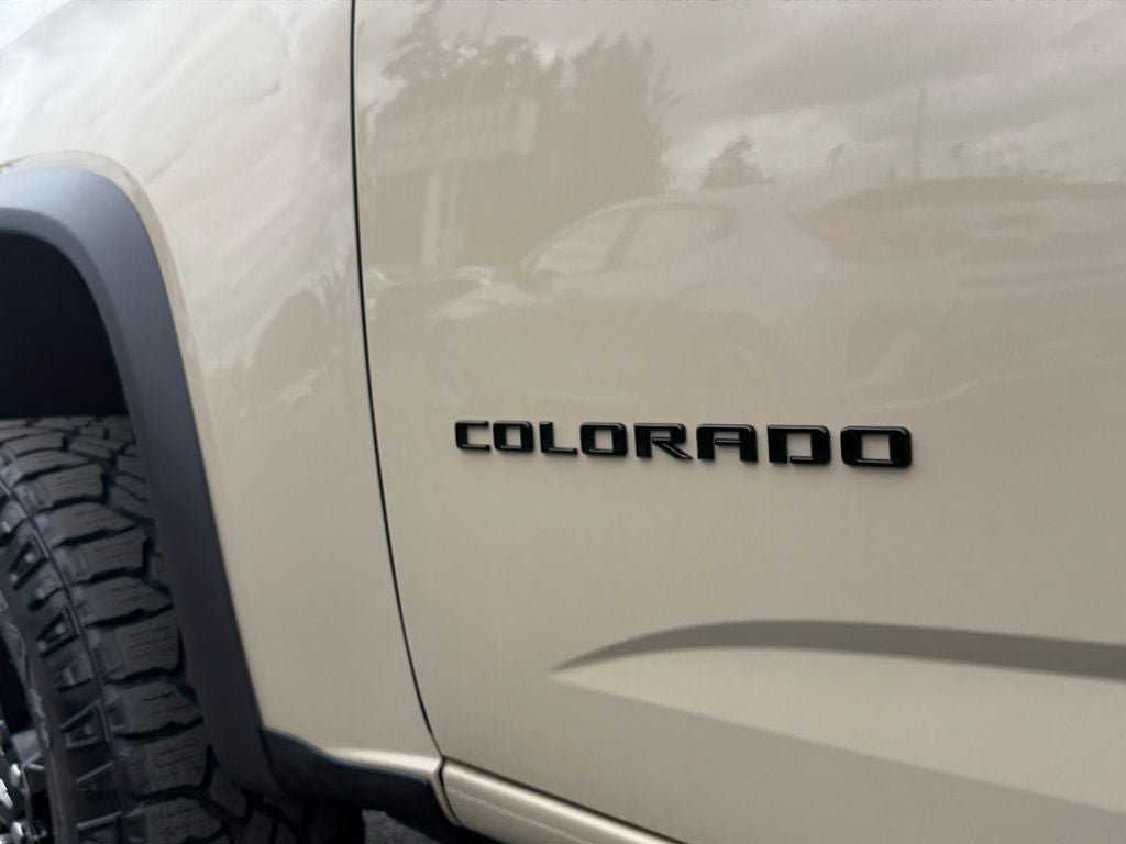 Used 2021 Chevrolet Colorado ZR2 w/ ZR2 Dusk Special Edition AWD/4WD image 35