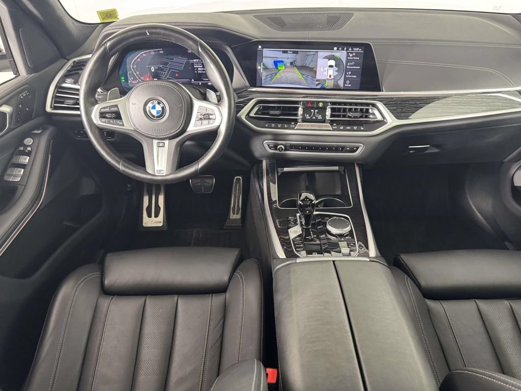 Used 2022 BMW X7 xDrive40i w/ M Sport Package AWD/4WD image 5