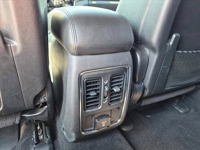 Used 2021 Jeep Grand Cherokee Laredo X AWD/4WD image 17