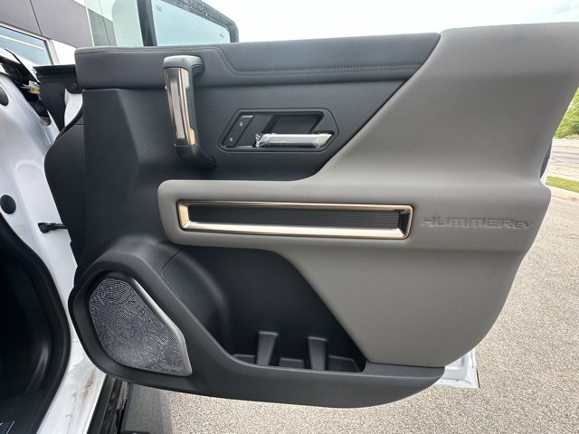 New 2025 GMC Hummer EV 2X image 32