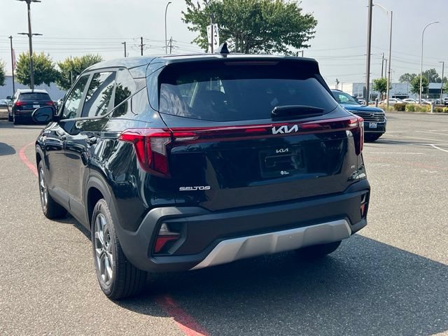Used 2026 Kia Seltos LX AWD/4WD image 11