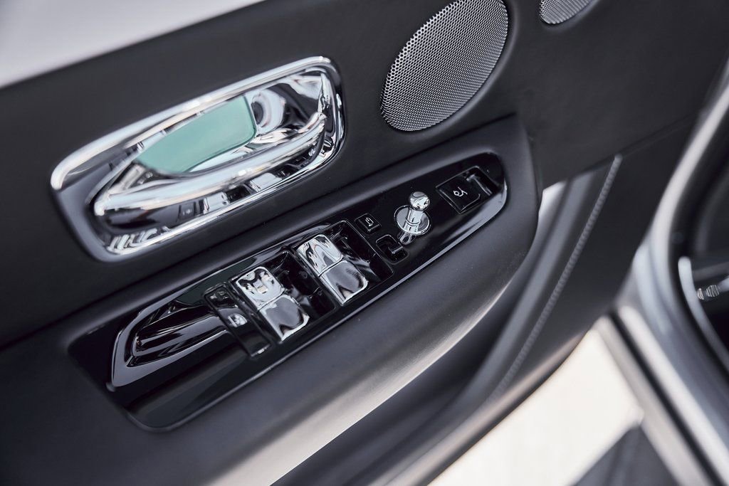 Used 2023 Rolls-Royce Cullinan image 35