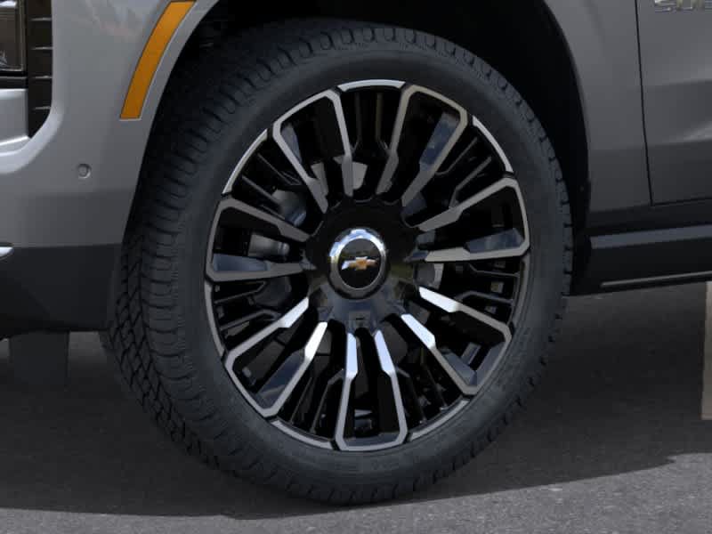 New 2026 Chevrolet Suburban High Country AWD/4WD image 9