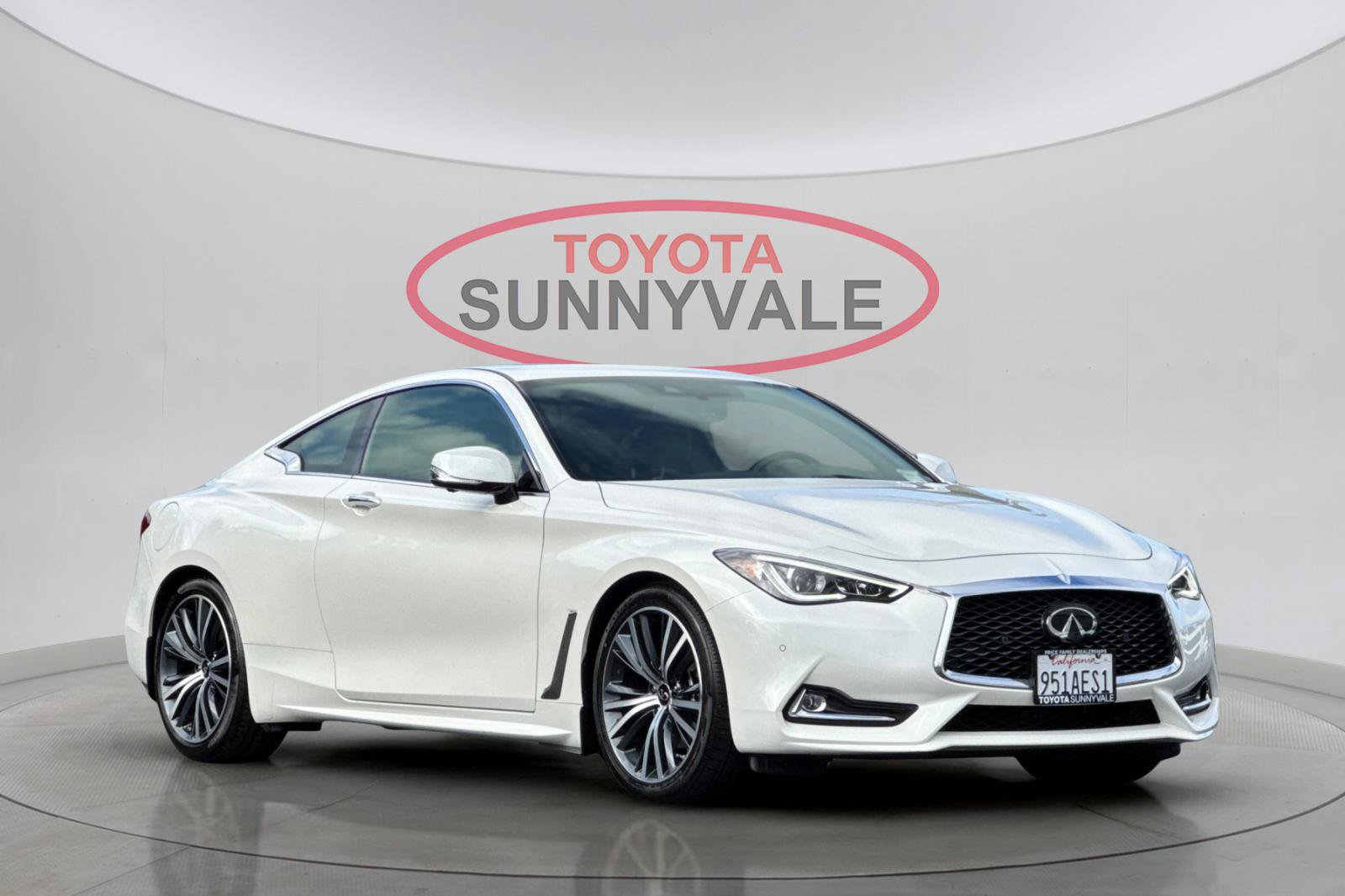 Used 2022 INFINITI Q60 3.0t Luxe w/ Cargo Package RWD image 10
