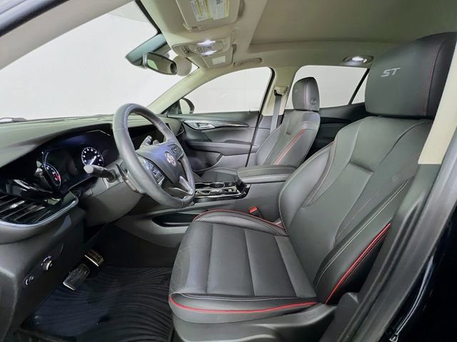 Used 2023 Buick Envision Essence w/ Sport Touring Package AWD/4WD image 9