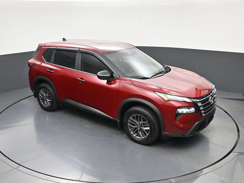 Used 2025 Nissan Rogue S FWD image 27