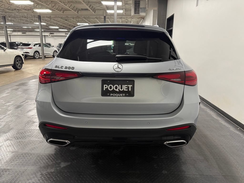 Used 2023 Mercedes-Benz GLC 300 4MATIC w/ Pinnacle Trim Package image 5