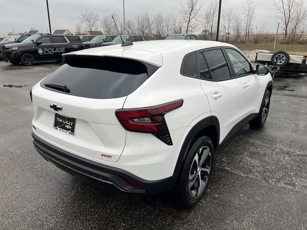 New 2026 Chevrolet Trax RS w/ Sunroof Package image 7