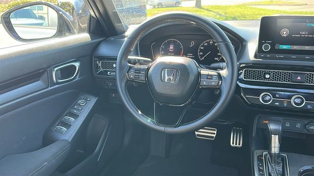 Used 2025 Honda Civic Sport image 46