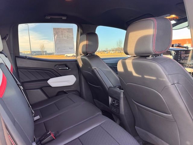 Used 2024 GMC Canyon AT4X w/ AT4X AEV Edition image 26