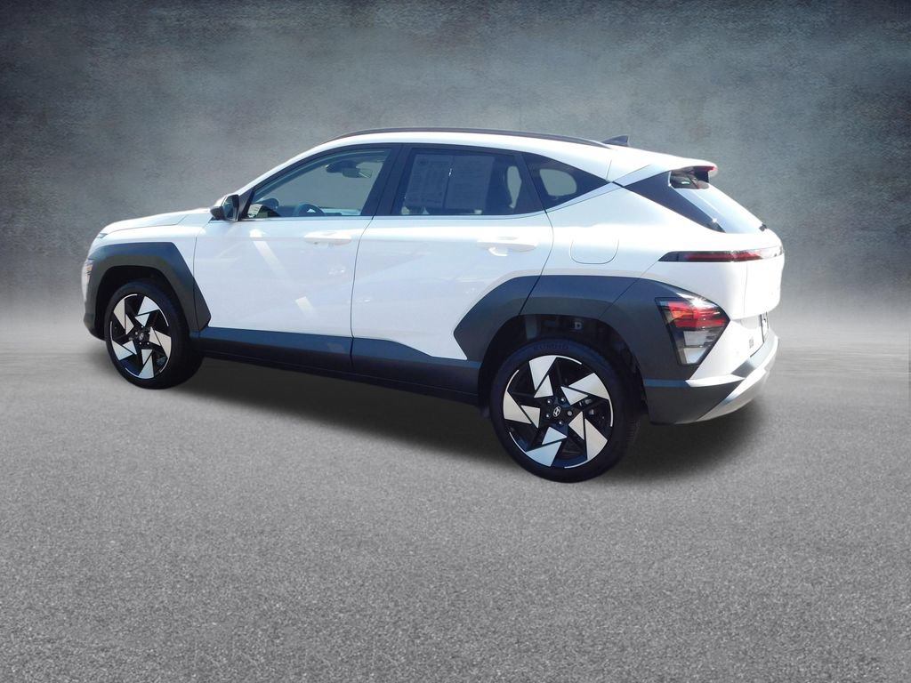 Used 2025 Hyundai Kona Limited AWD/4WD image 5