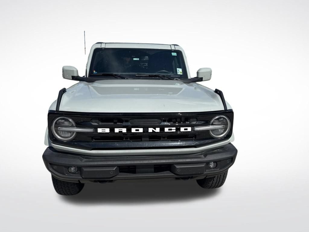 Used 2024 Ford Bronco Outer Banks AWD/4WD image 9