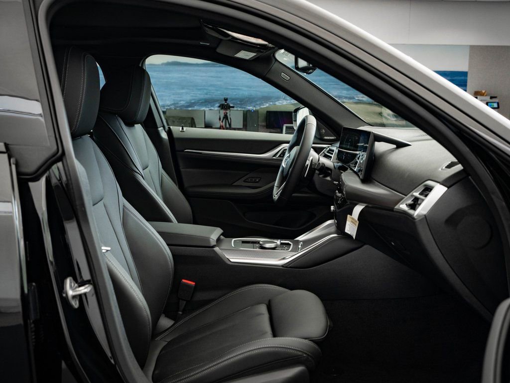 New 2026 BMW 430i xDrive w/ M Sport Package image 24