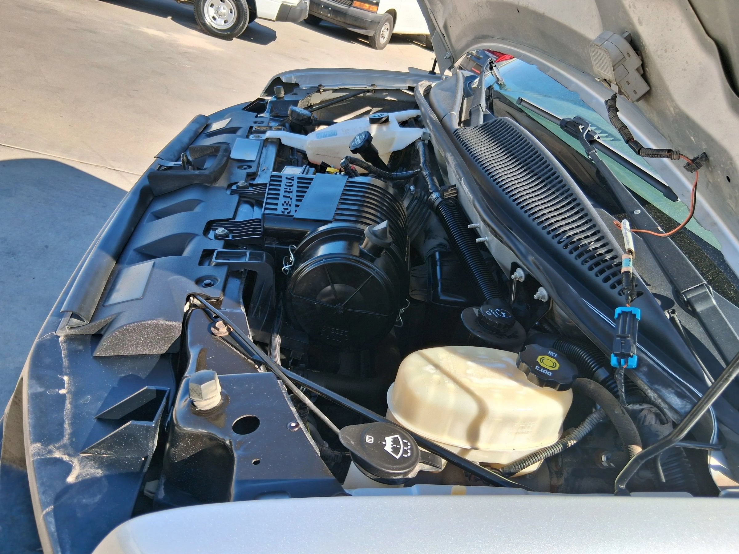 Used 2017 Chevrolet Express 2500 LS RWD image 16